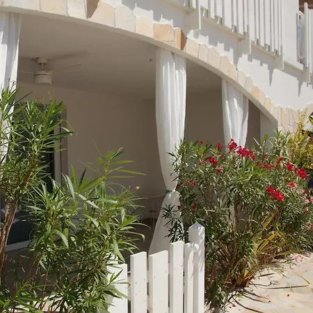 Lägenhet Cala Blu Con Piscina-centralissimo